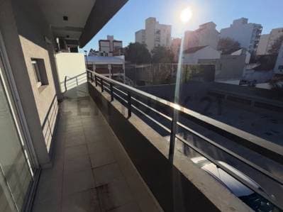 Departamento 3 ambientes a estrenar con balcón Caseros - 5