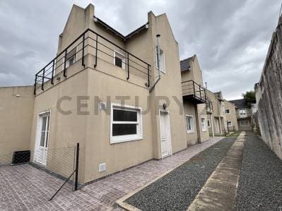 Dúplex ideal profesional en Turdera - Principal