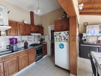 Casa 4 ambientes en venta en Remedios de Escalada con Quincho y gran patio - 5
