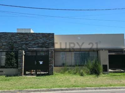 CASA EN VENTA EN NUEVO LORENZO, LA PLATA - Principal