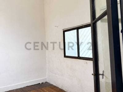 ¡Excelente PH de 4 Ambientes en Alquiler en Caballito! - 2