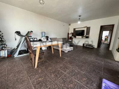 VENTA CASA 5 AMBIENTES EN ITUZAINGÓ - 4