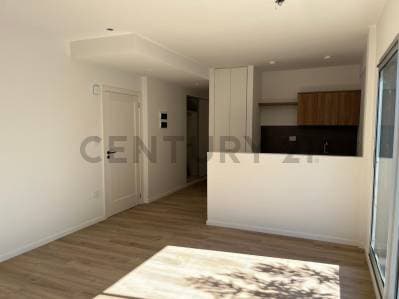 VENTA MONOAMBIENTE AL FRENTE CON BALCÓN EN VILLA URQUIZA - 4