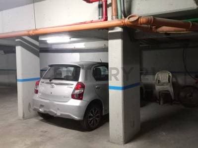 Venta de Cochera Cubierta - 3