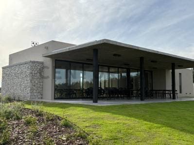 Venta de Lote a Laguna en Barrio Privado Las Victorias, Canning. - 5