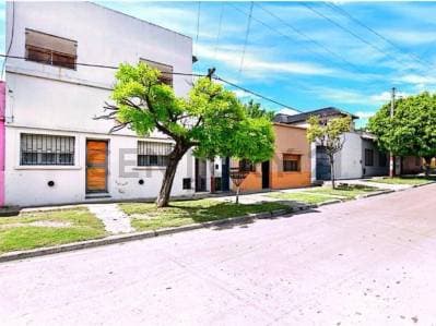 Casa en venta 4 habitaciones calle 38 numero 200 Ensenada - Principal