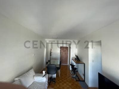 DEPARTAMENTO EN VENTA, 2 AMBIENTES, CON COCHERA y BAULERA, CON RENTA, EN PARQUE CHACABUCO - 3