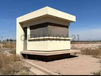 LOTE EN BARRIO PRIVADO LA ARBEQUINA - Principal