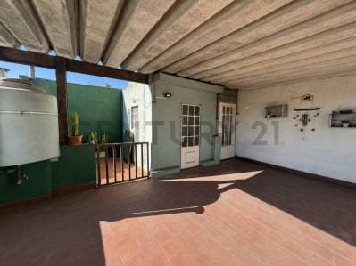 VENTA PH TRES AMBIENTES APTO CREDITO EN VILLA SARMIENTO Terraza y cochera - 5