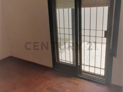41 27 y 28 Departamento Ph 2 domritorios en venta La Plata - 4