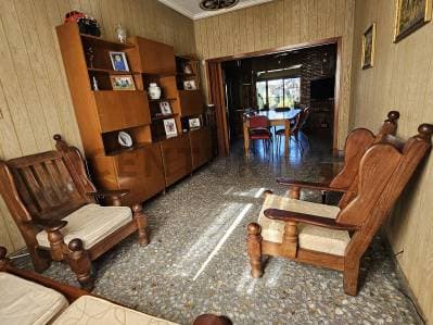 Venta Casa 5 Ambientes en Padua Gran Potencial sobre Lote de 420m² - 4