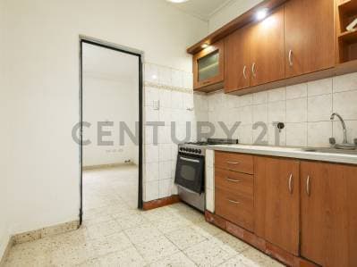 VENTA DE CASA DE 3 DORMITORIOS EN LOS HORNOS - 2