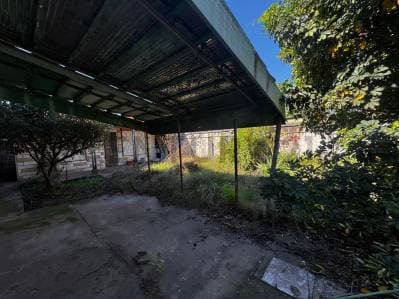 VENTA LOTE ITUZAINGO CON CASA A REFACCIONAR - 4