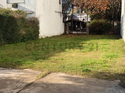 Lote de 300 m2 en Villa Maipú, ideal desarrollo. Permuta - 3