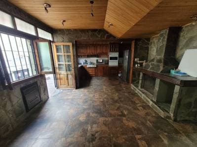 Casa de 3 Dormitorios en Venta Zona Parque San Martin - 4