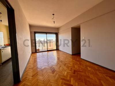 DEPARTAMENTO EN VENTA DE 3 AMBIENTES CON BALCON Y LAVADERO, ALMAGRO, CABA - 5