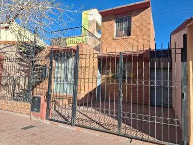 Casa con departamento en Guaymallen en venta! - Principal