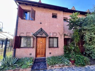 Impecable Dúplex con 2 Cocheras, Patio y Parrilla! Muy Luminoso y Listo para Mudarse - Principal