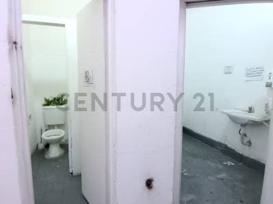 Alquiler local comercial Av. Rivadavia y Nazca - 3