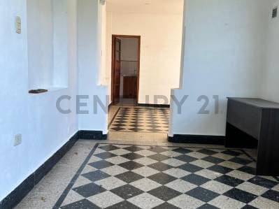 Casa Venta en Tolosa. Calle 4 521 y 522. Sobre lote de 663 m2. - 5