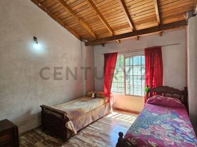 Venta Casa multifamiliar 2 pisos 6 amb F. Varela ( permuta por vehiculo) - 5