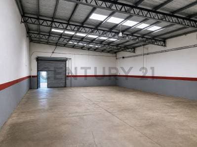 DOS GALPONES INTERCONECTADOS EN VENTA | BARRIO LAS AVENIDAS. MAR DEL PLATA - 2
