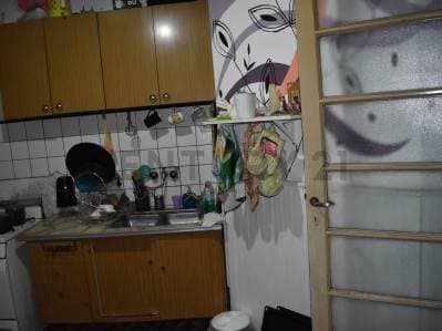 Casa de dos plantas en venta - Barrio centro II - 4