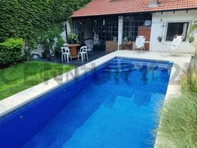 VENTA CASA MULTIFAMILIAR EN LANUS OESTE - 2