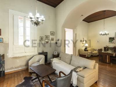 Casa En Venta en La Plata con pileta y terraza - 4