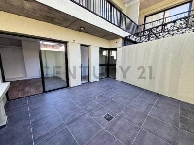 VENTA Departamento de 1 dormitorio a estrenar con patio - Centro - Principal