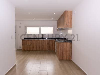 Casa en venta en La Plata tipo duplex a estrenar - 4