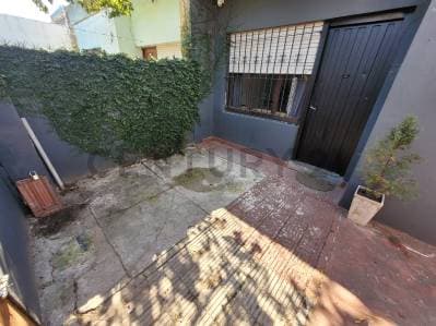 Casa de 2 Dormitorios en Venta - Principal