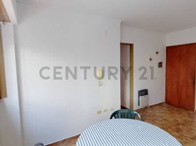 VENTA | 2 esq 54 | 2 Ambientes + Estudio - 4