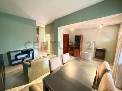 VENTA CASA CASEROS CENTRO - ZONA INMEJORABLE! - 3