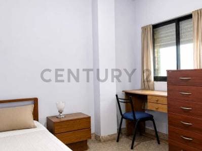Departamento 4 Ambientes con Balcón - Barrio Güemes, a Metros de Nueva Córdoba - 5