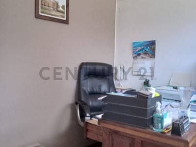VENTA CASA Y DUPLEX EN LA PLATA - 3