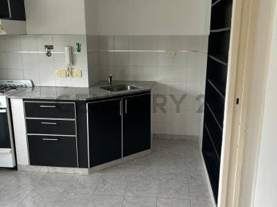 Departamento de 1 Dormitorio en Venta - 3