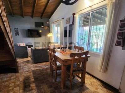 OPORTUNIDAD VENTA CASA EN DEL VISO 4 AMBIENTES - 5