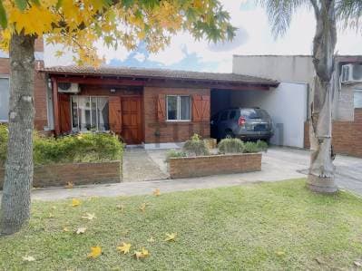 Casa de 3 ambientes en venta en Altos de Pacheco con jardín y garage - 3
