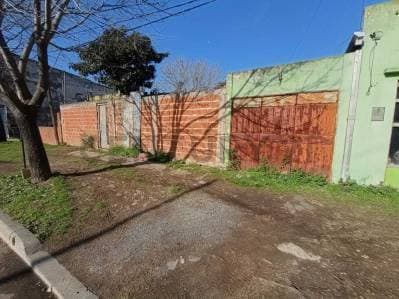 DEPARTAMENTO EN VENTA, CON LOCAL A REFACCIONAR Y CASA A DEMOLER - Principal