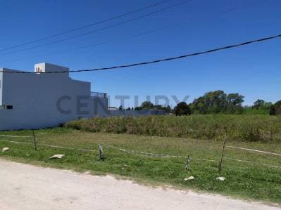 Lote en venta en Sicardi - 2
