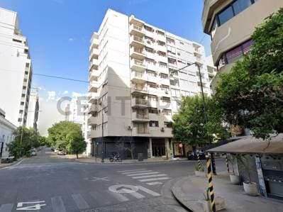 VENTA 12 Y 47. OFICINA CON BALCON AL FRENTE - Principal