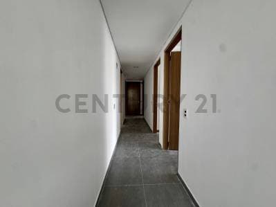 Venta de oficina n°1 en desarrollo Vía San Martín – Bella Vista - 4