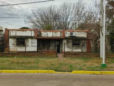 Venta - Casa A Reciclar - San Jerónimo Sud - 654 M2 - 2