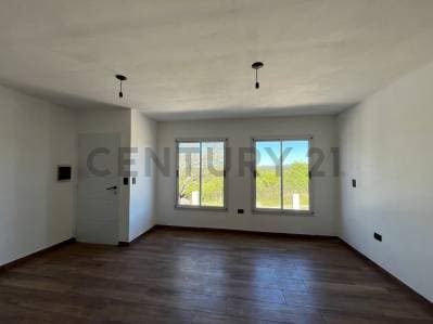VENTA CASA 3 DORMITORIOS B° VILLA SAN NICOLAS APTO CREDITO - 3