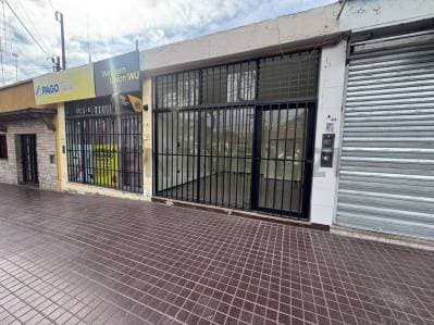 ALQUILER DE LOCAL COMERCIAL EN PASO DE LOS ANDES - 5