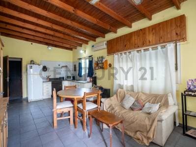139 e/ 501 y 492 | Casa Apto Banco de 2 dormitorios en venta en Gorina - 3
