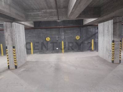 Venta de Cochera en La Plata Casco, La Plata - 3