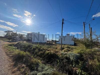 Lote en venta en City Bell, La Plata - Principal