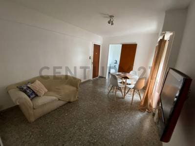 Departamento de un dormitorio en venta, La Plata - 2